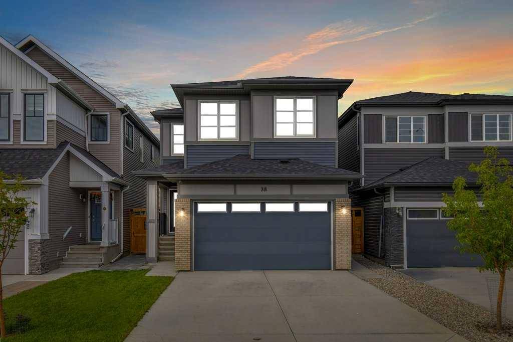 38 Carringsby WAY NW, Calgary, AB T3P 1T4