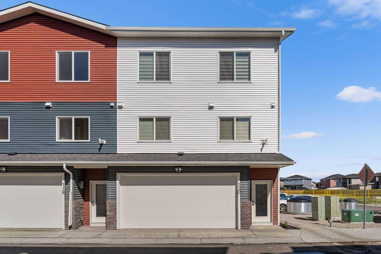 Calgary, AB T3N 2M2,120 Red Sky Villas Northeast