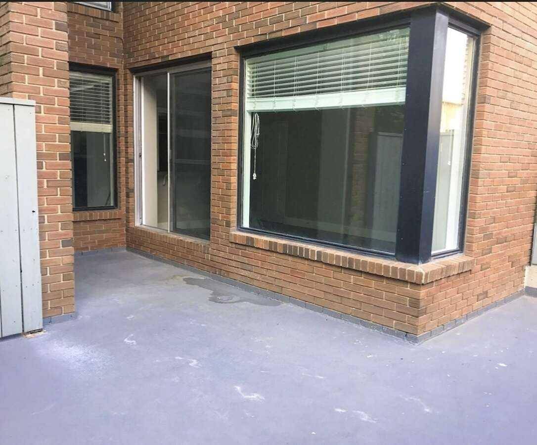 Calgary, AB T2R 0L7,1123 13 AVE Southwest #106