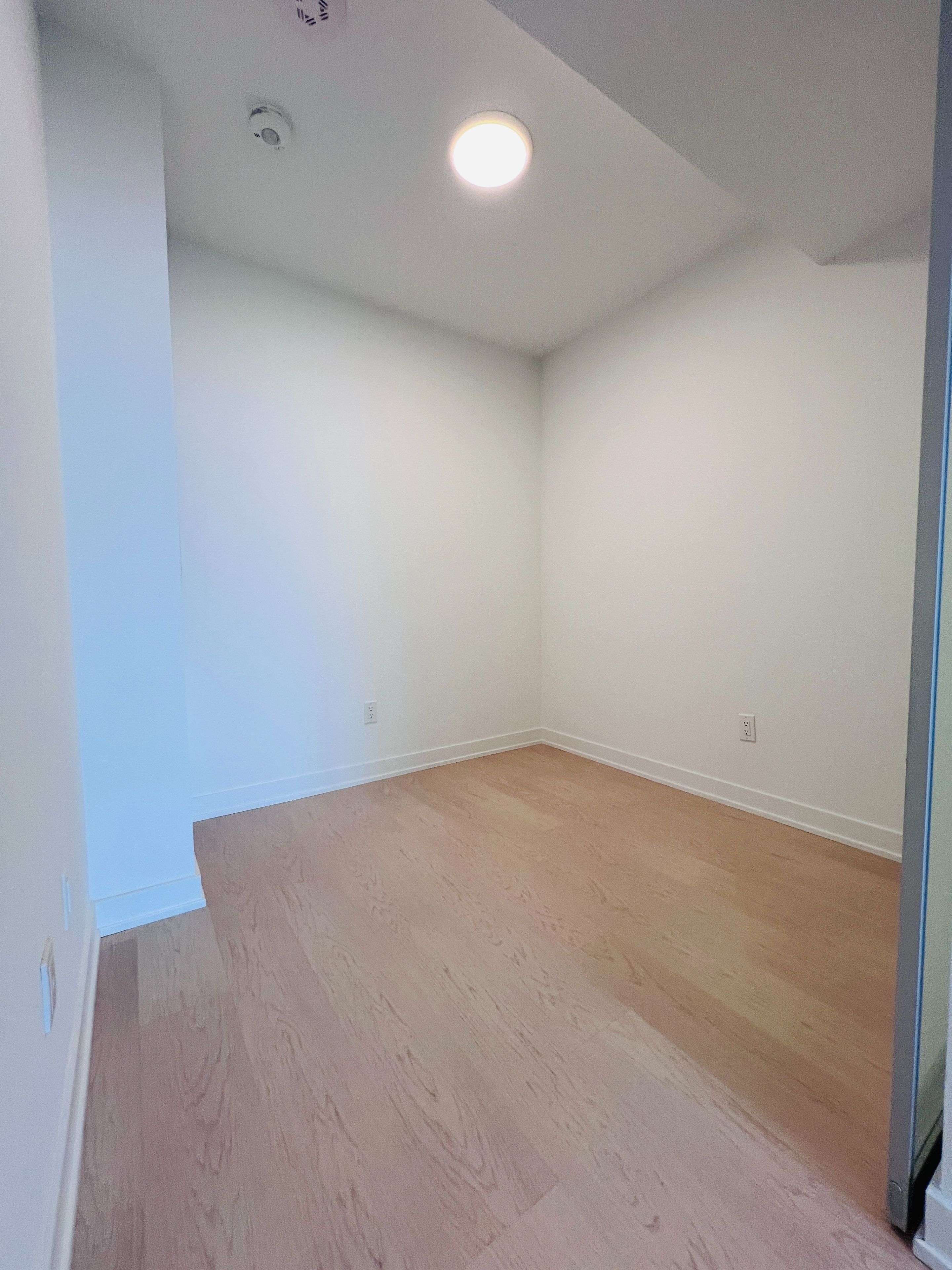 Toronto C08, ON M5B 0E6,252 Church ST #5305