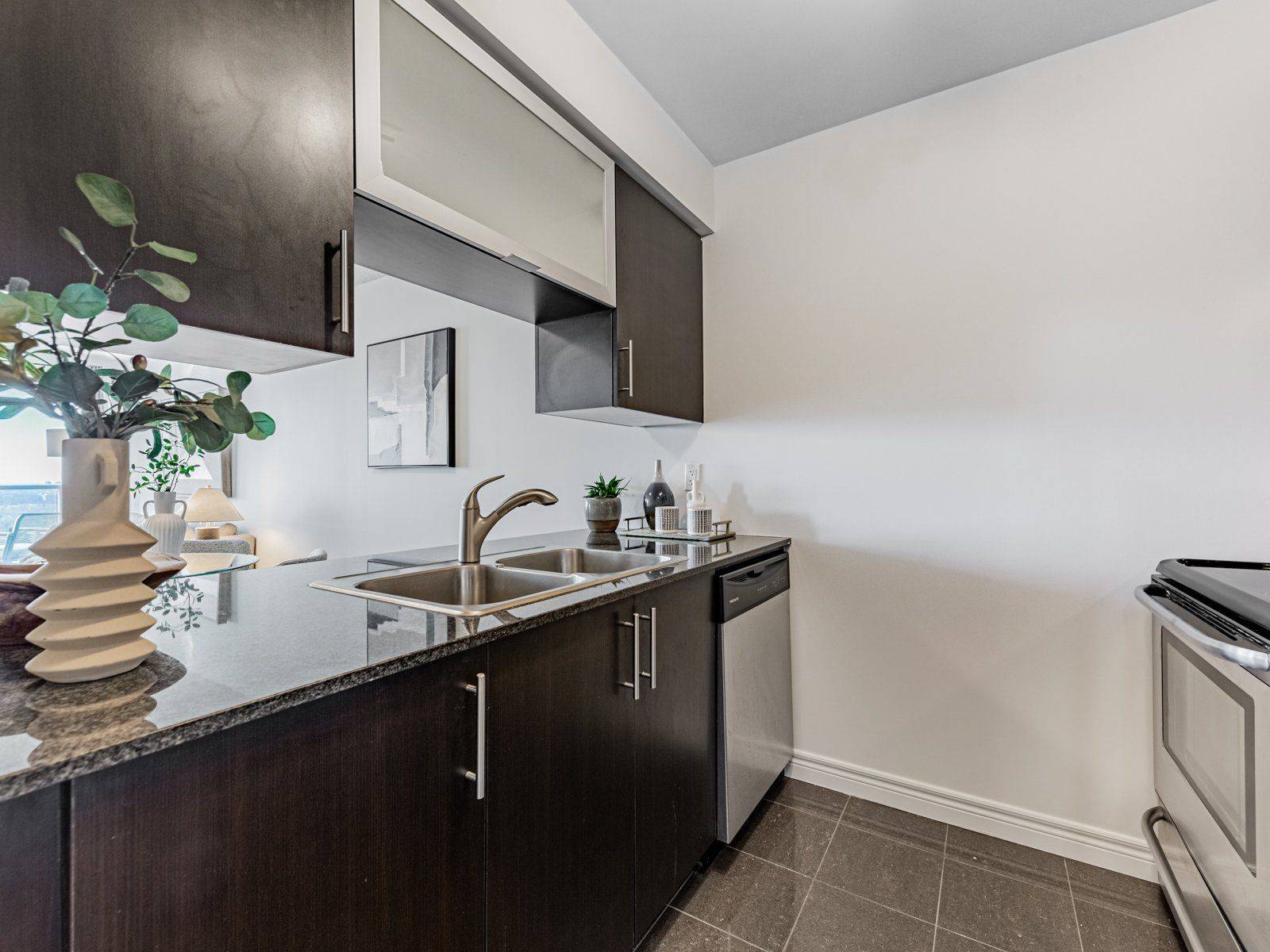 Toronto E09, ON M1P 0A9,50 Town Centre CT #2311