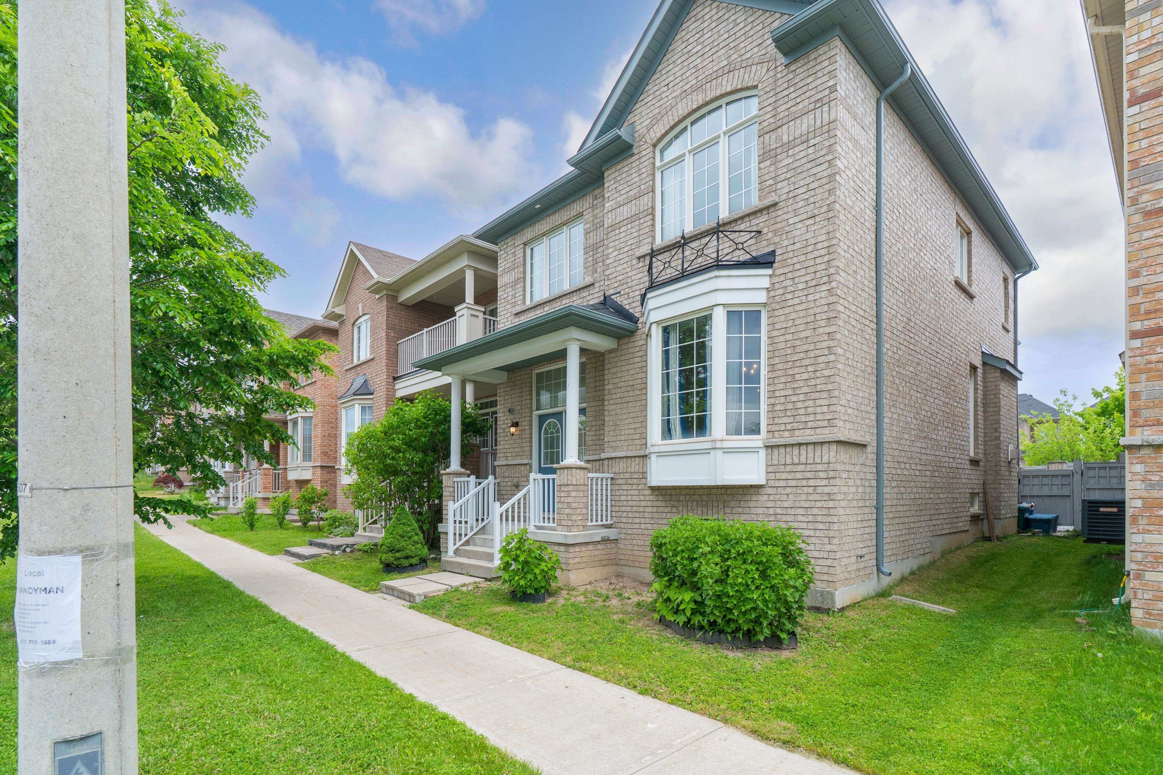 Richmond Hill, ON L4E 0Z5,22 Jocada CT