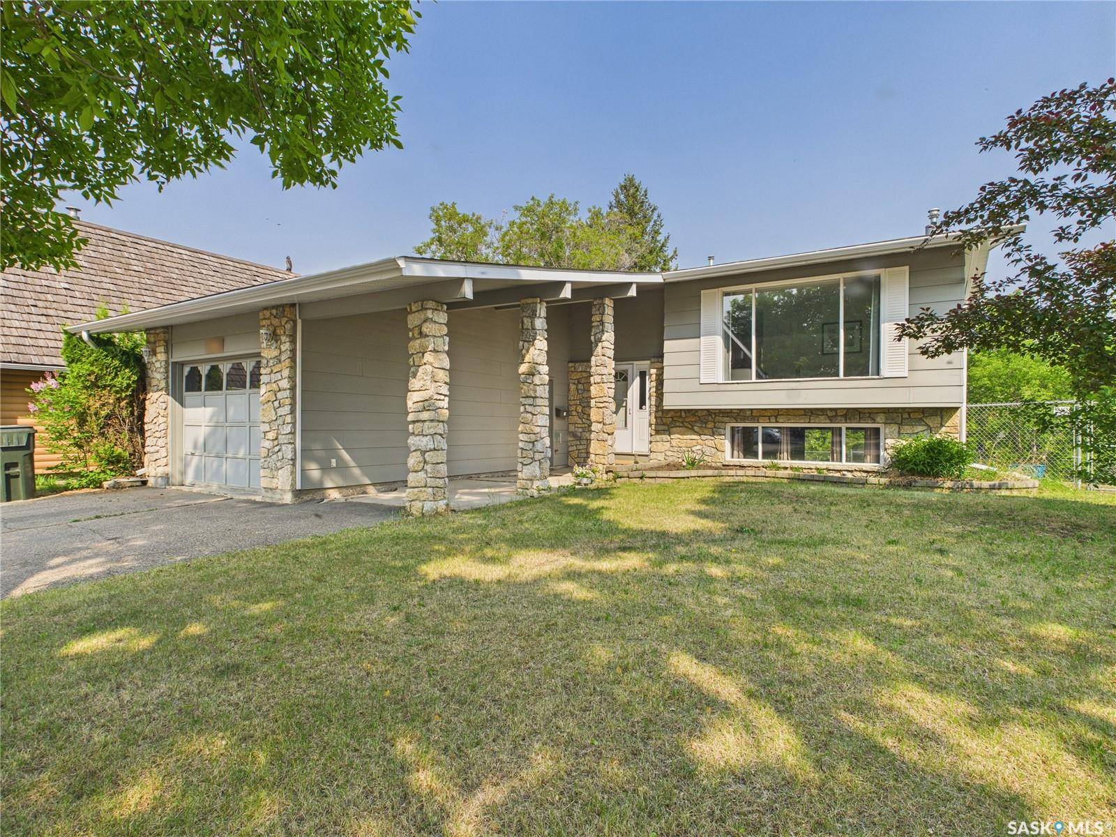 1316 Reed BAY, Prince Albert, SK S6V 6R4