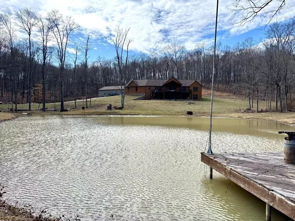 1856 Fish and Game RD, Waverly, OH 45690