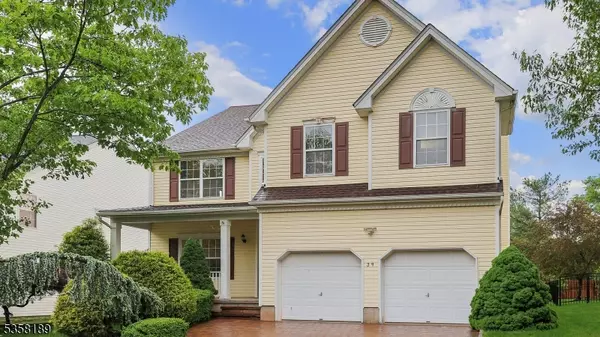 39 Reinhart Way, Bridgewater Twp., NJ 08807