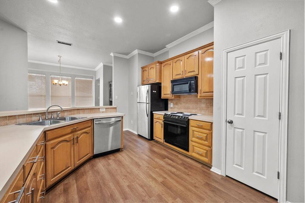 Burleson, TX 76028,412 Springhill Court