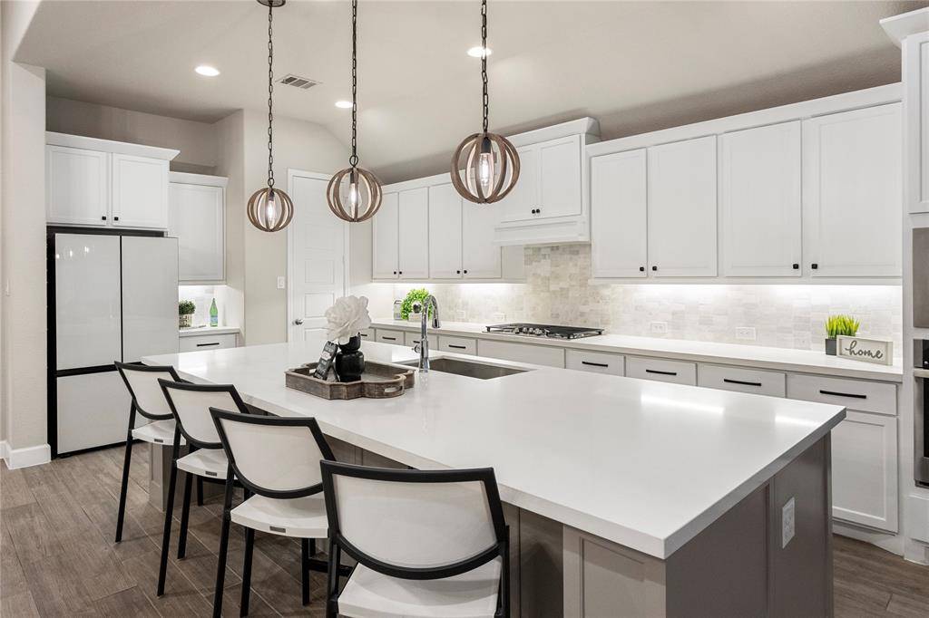 Denton, TX 76210,900 Fallbrook Avenue