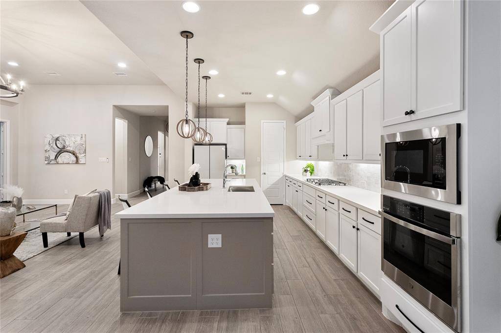 Denton, TX 76210,900 Fallbrook Avenue