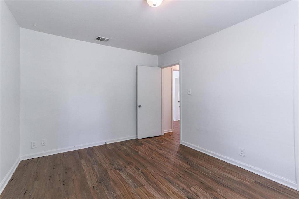 Denison, TX 75020,2622 W Johnson Street