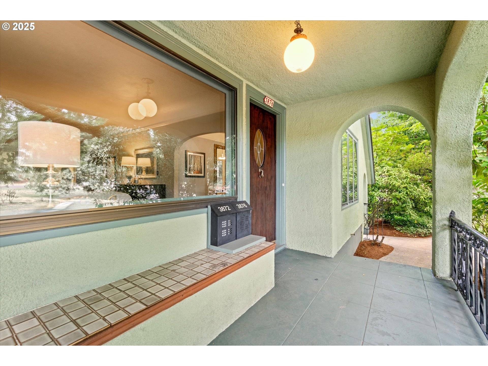 Portland, OR 97232,3876 NE GLISAN ST