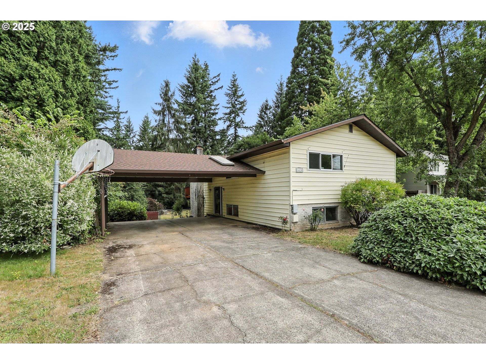 Gresham, OR 97080,1425 SE 9TH ST