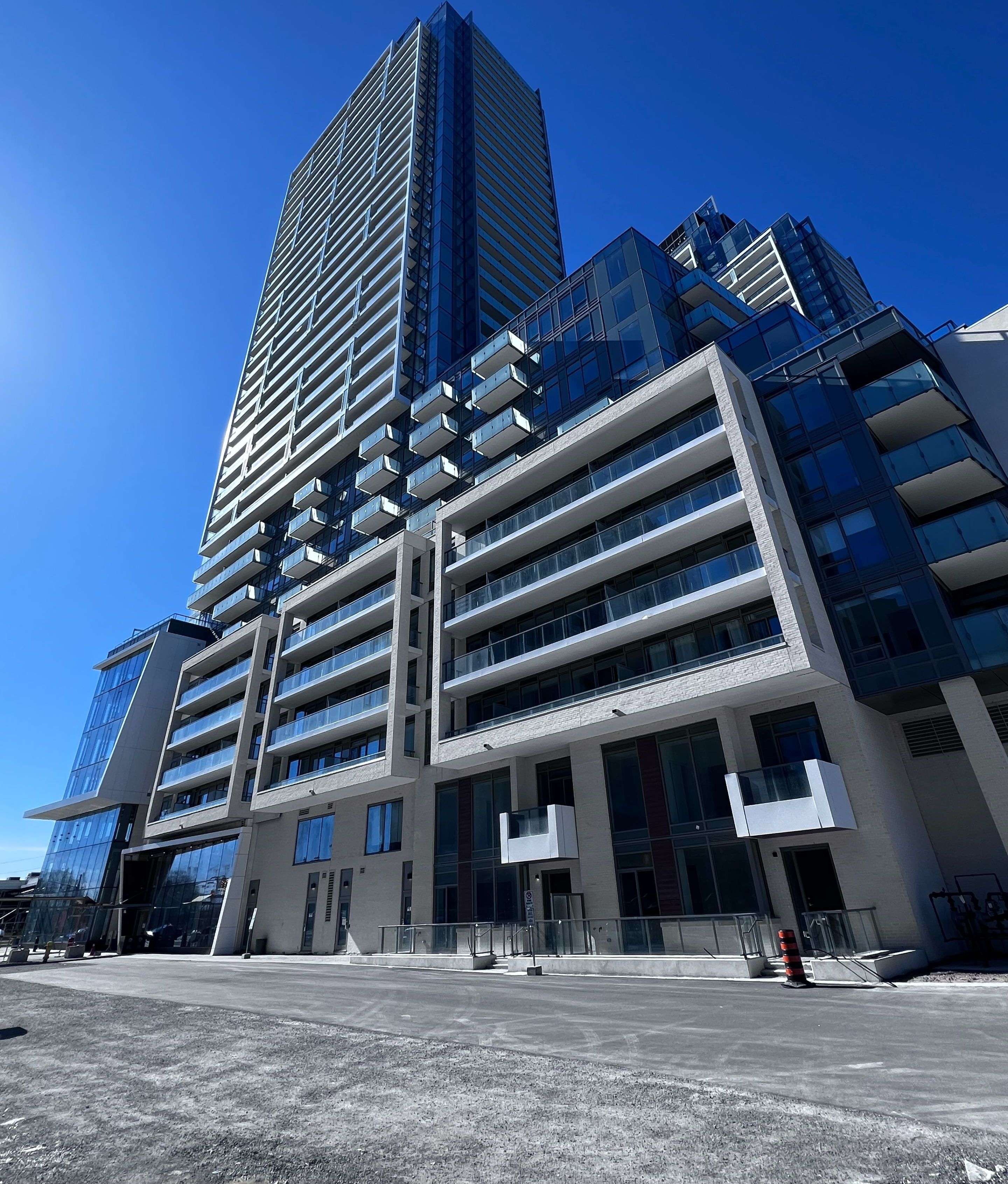 Toronto C14, ON M2M 0B9,8 Olympic Garden DR #1911