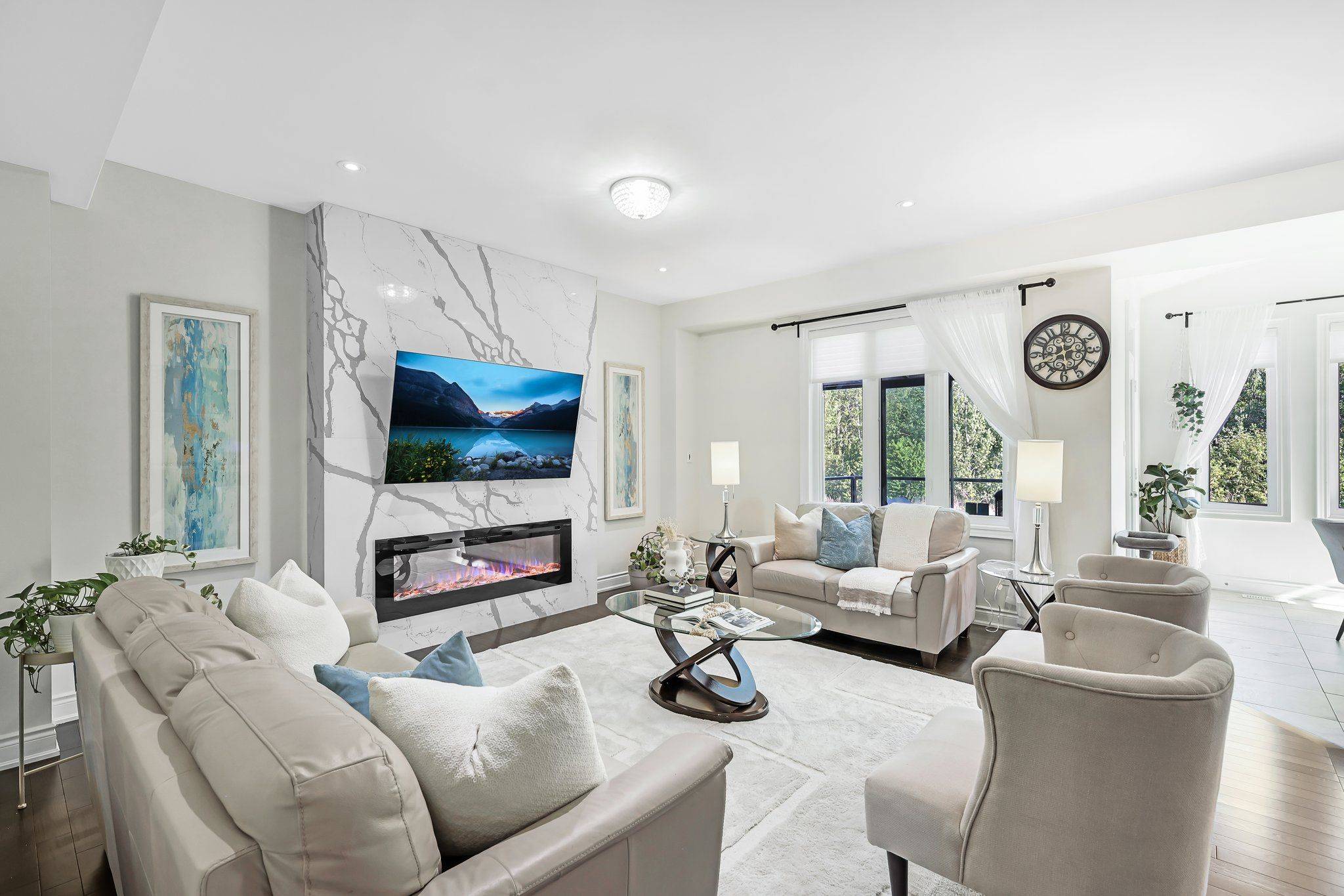 Whitby, ON L1R 0N1,42 Donwoods CRES