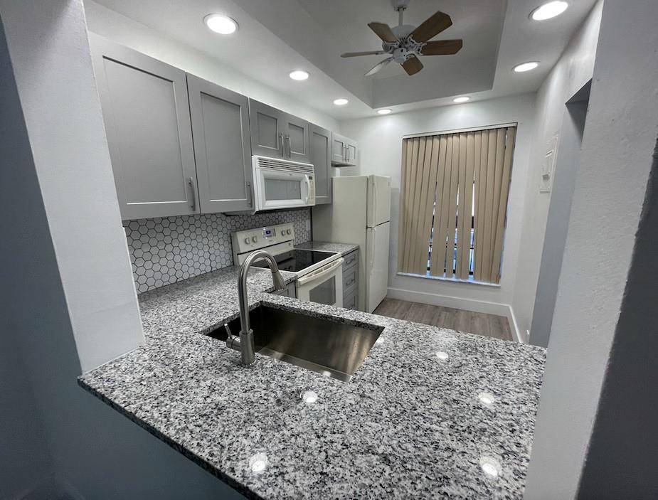 Deerfield Beach, FL 33442,2339 SW 15th St #18
