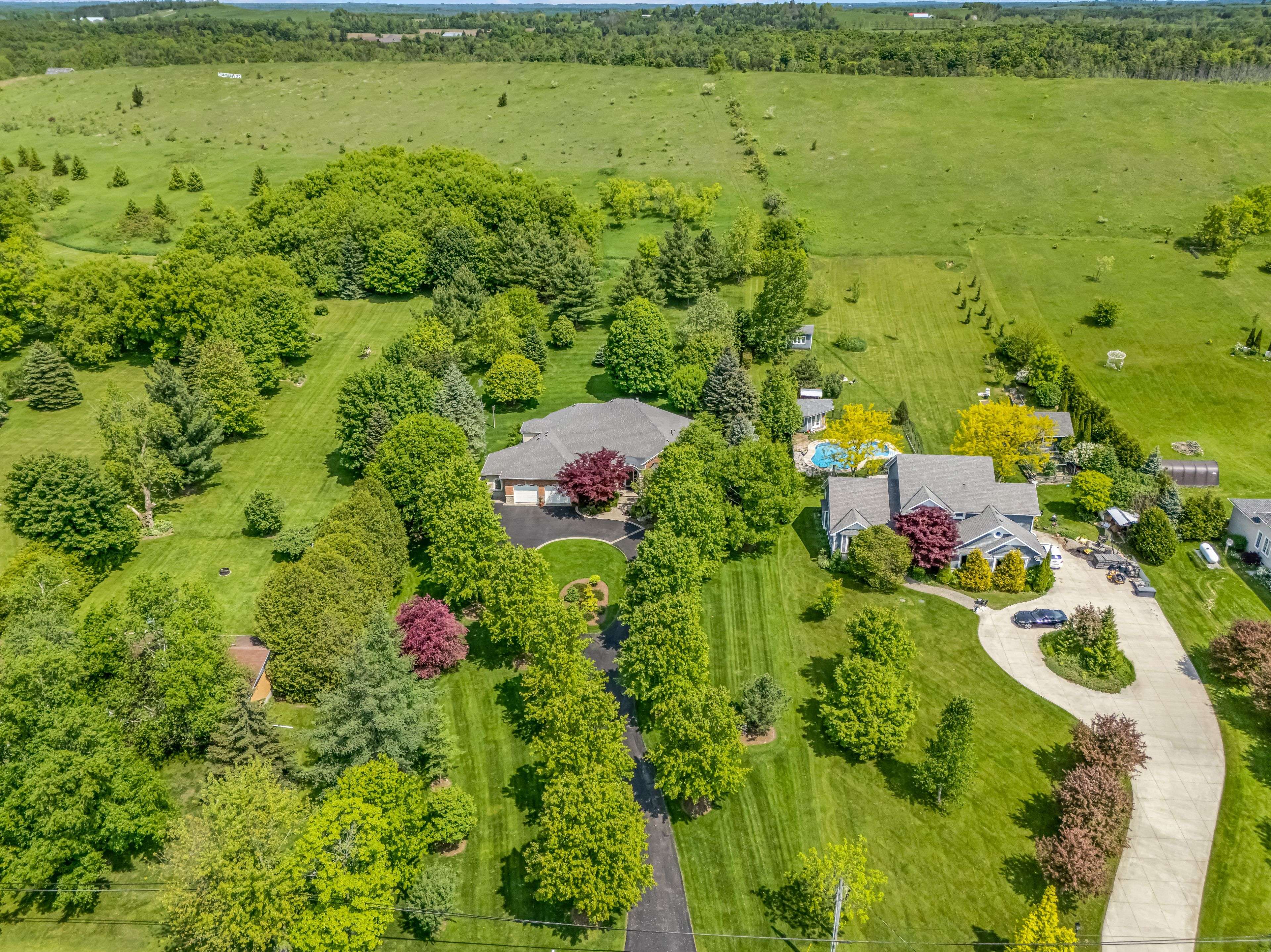 Hamilton, ON L8B 1N5,1333 Concession 6 RD W