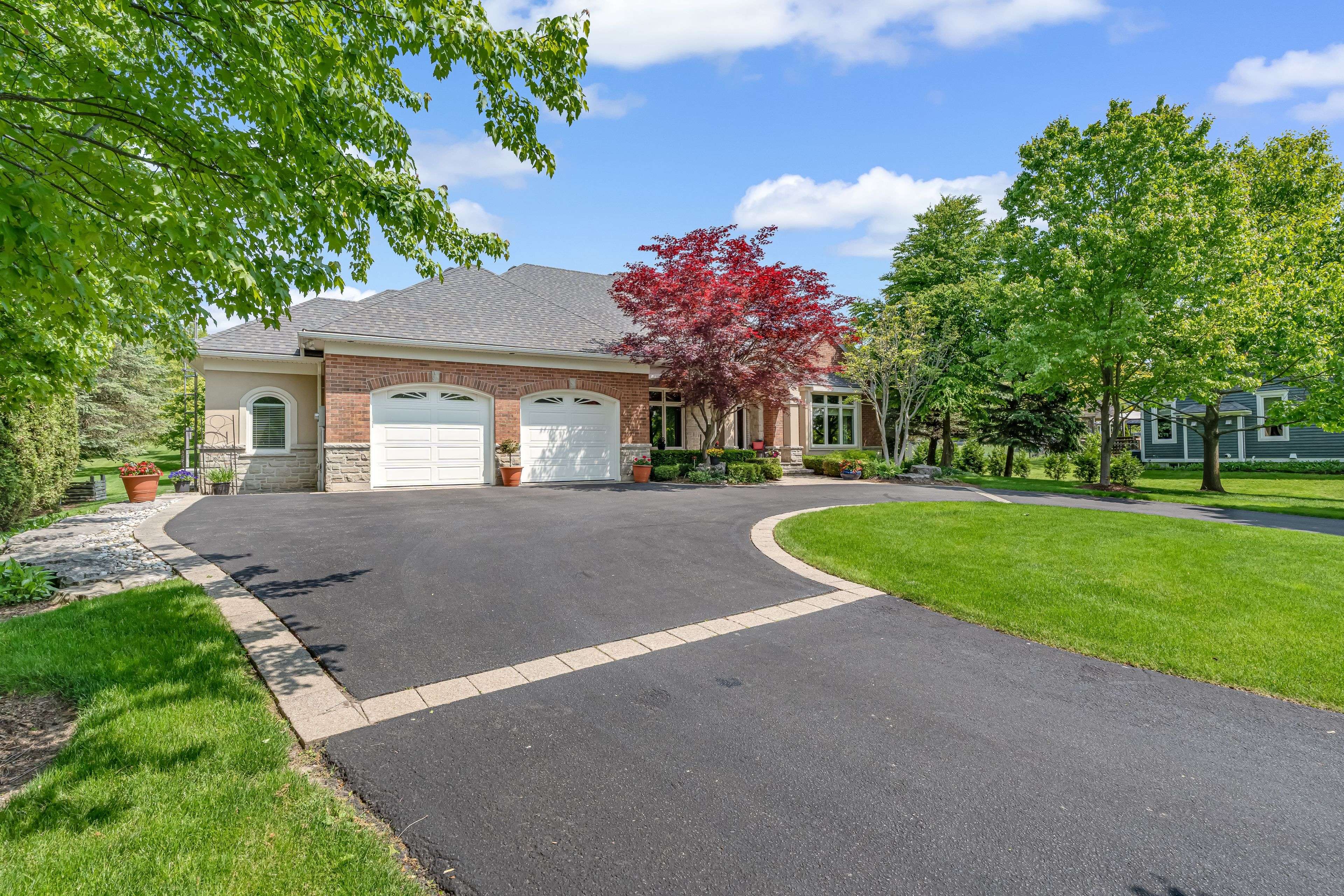 Hamilton, ON L8B 1N5,1333 Concession 6 RD W