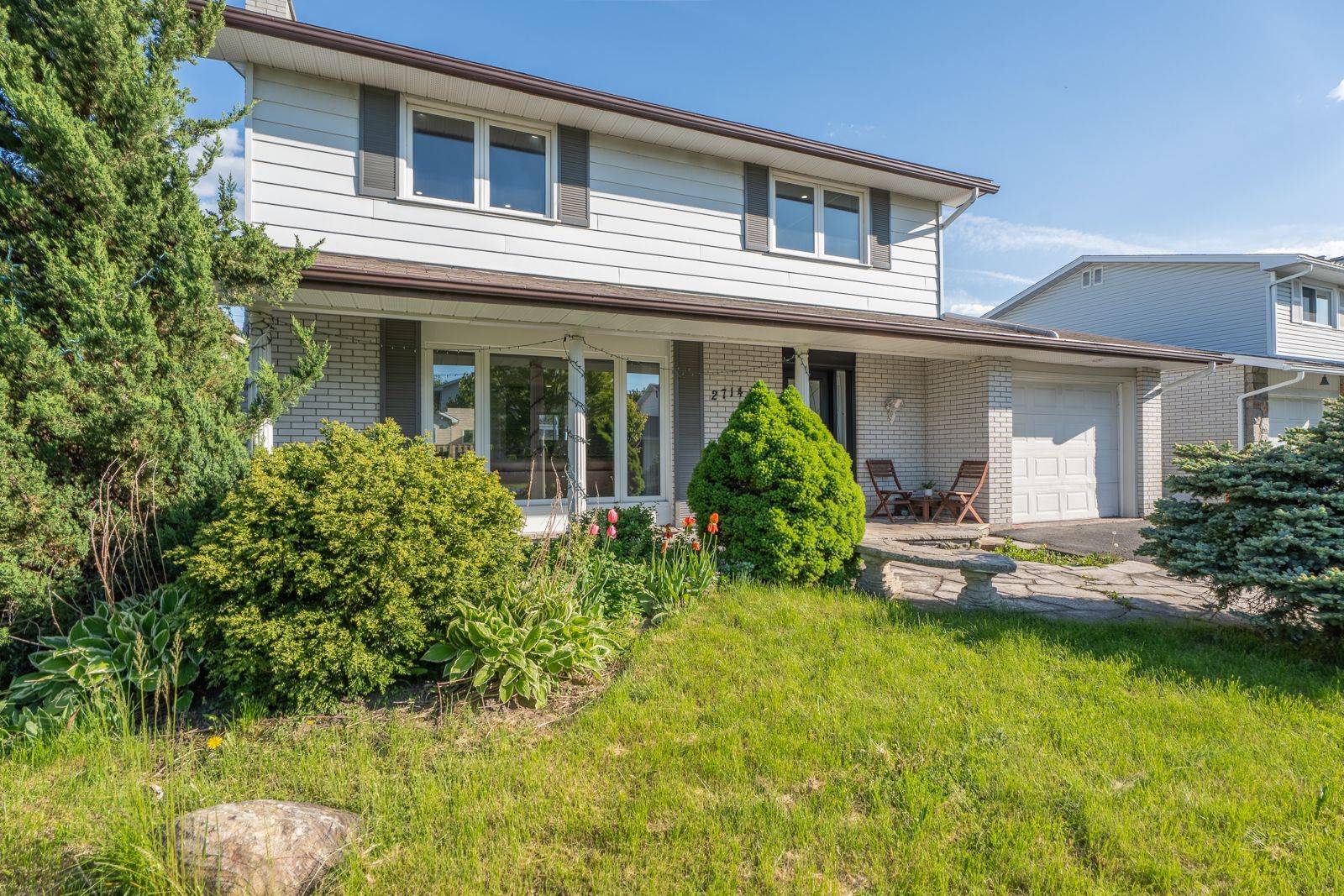 Parkway Park - Queensway Terrace S And Area, ON K2H 6Y6,2714 HICKSON CRES