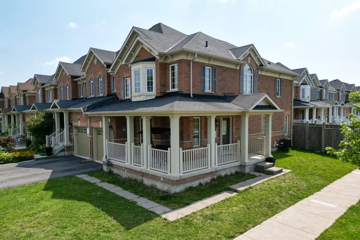 Thorold, ON L2V 0B3,44 Juneberry RD