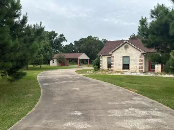 Pittsburg, TX 75686,244 CR 2321