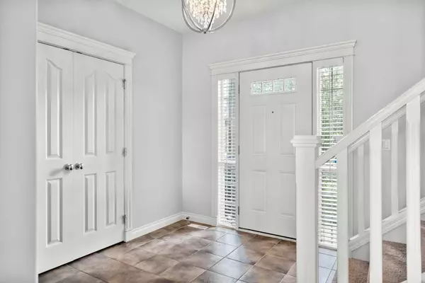 Calgary, AB T3M 0E1,59 Auburn Sound CRES Southeast