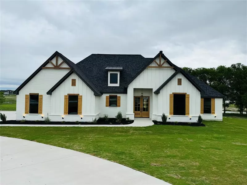 1077 Uplift Drive, Weatherford, TX 76087