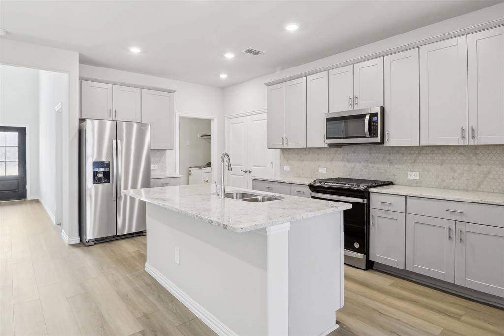 Mckinney, TX 75069,503 Ezra Lane