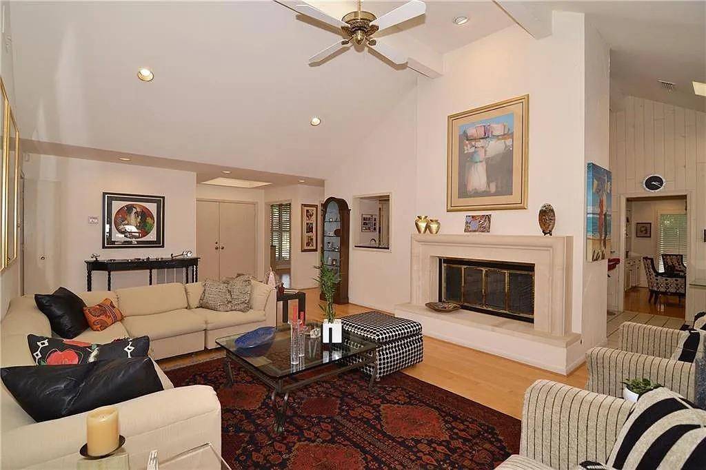 Dallas, TX 75248,6505 Embers Road