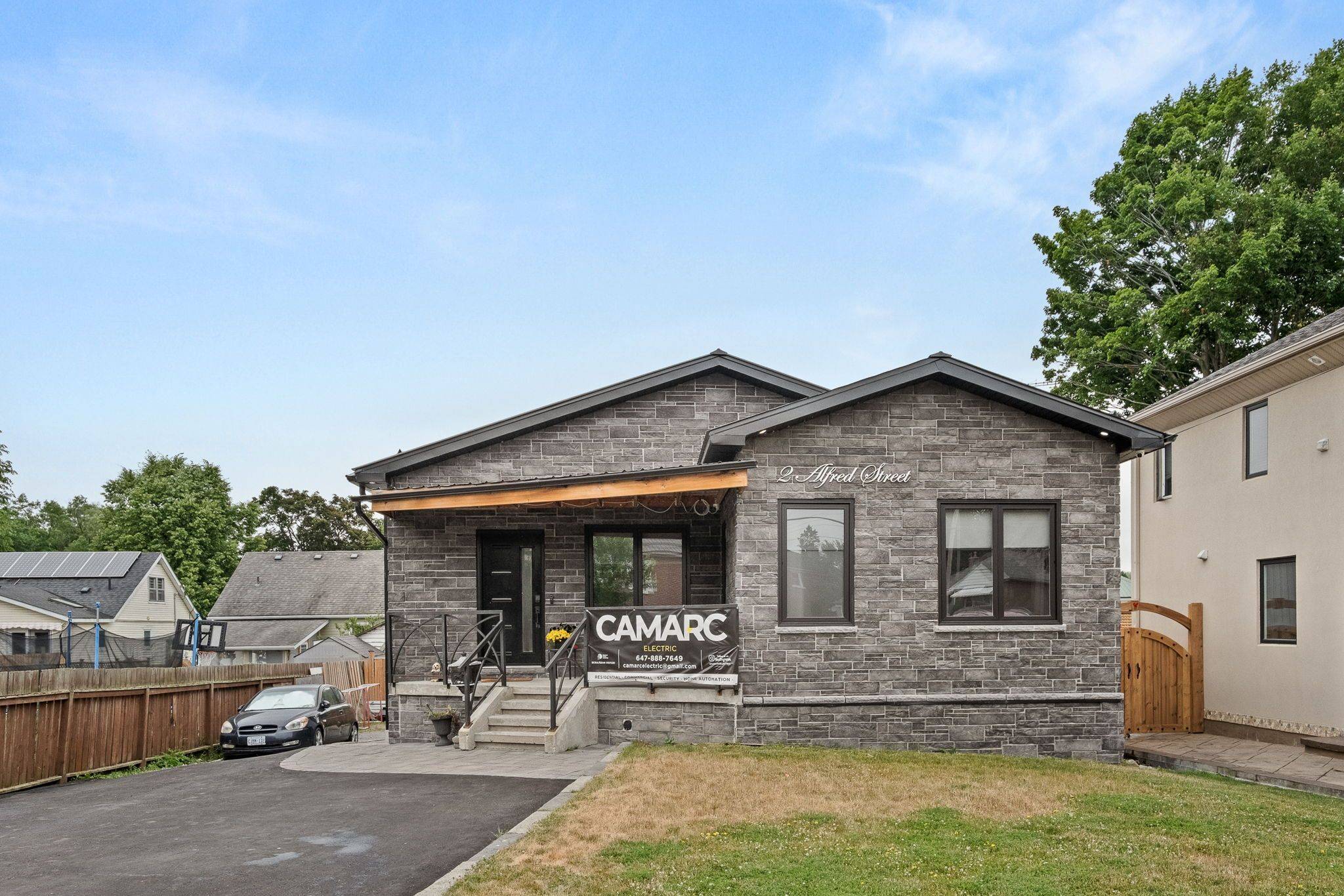 2 Alfred ST, Port Hope, ON L1A 2W7