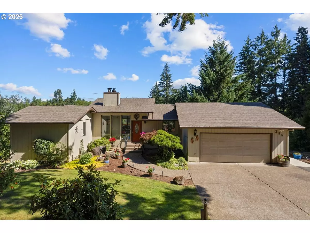 Mc Minnville, OR 97128,225 NE ATLANTIC ST