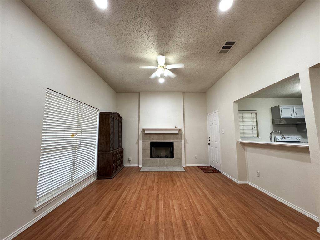 Arlington, TX 76014,2439 Sunflower Drive