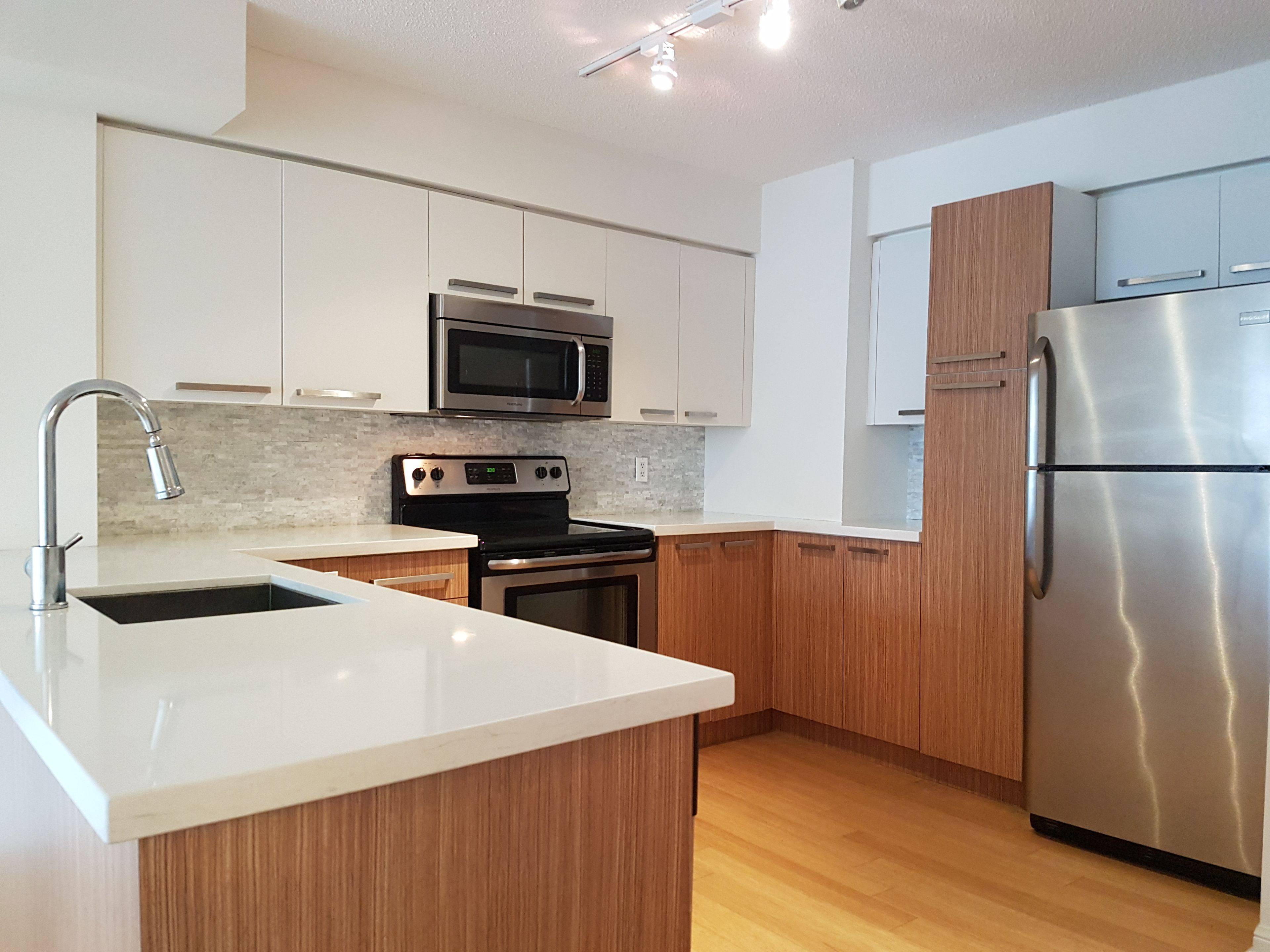 Toronto C01, ON M4Y 3G4,11 St Joseph ST S #1202