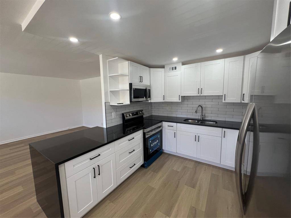 Deerfield Beach, FL 33442,2066 Ventnor P #2066