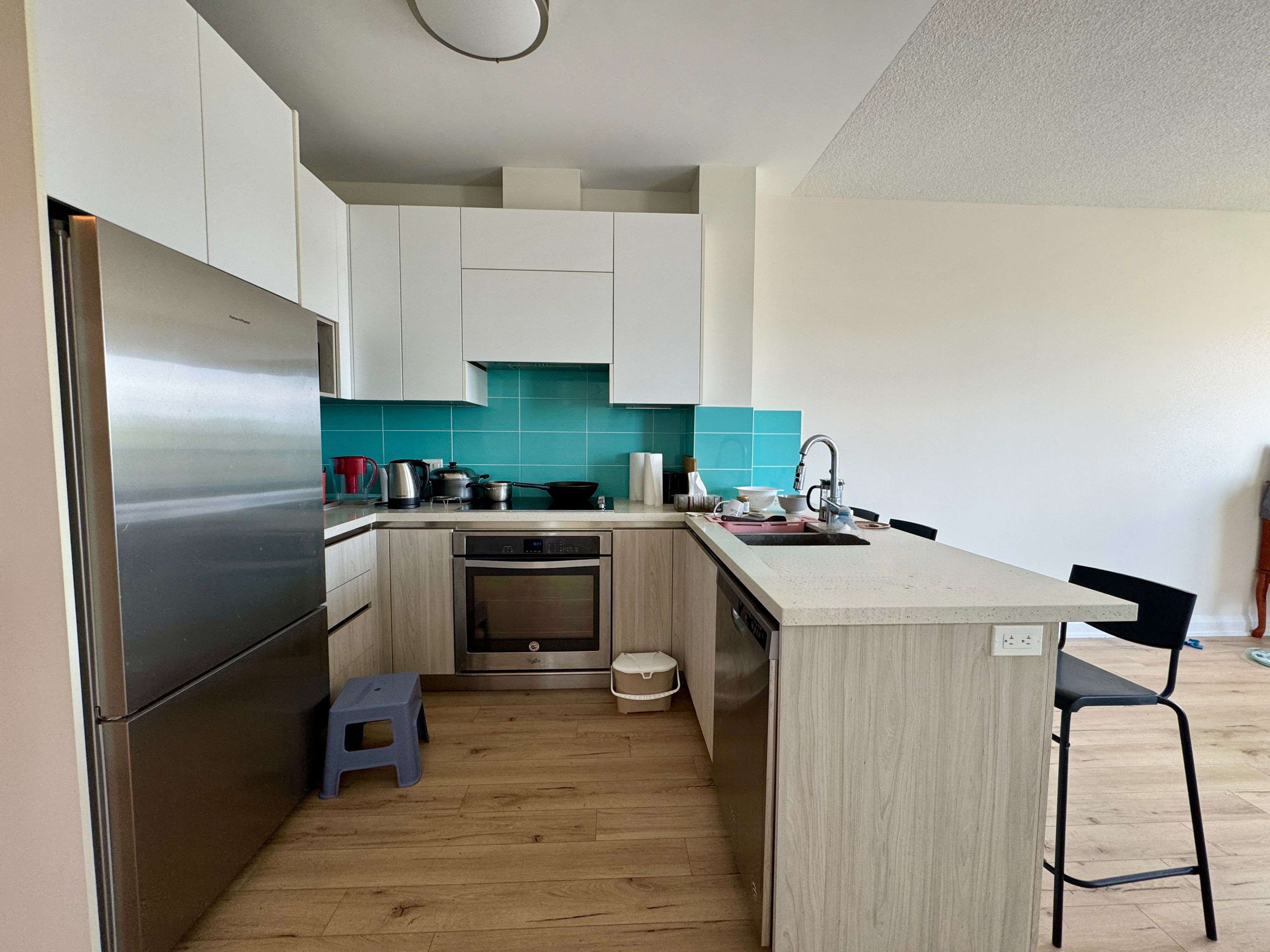 Markham, ON L6G 0G3,25 Water Walk DR #321