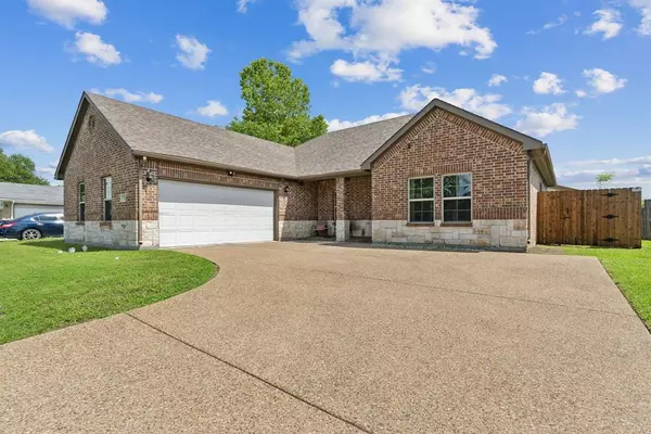Rowlett, TX 75089,7106 Lakeshore Drive