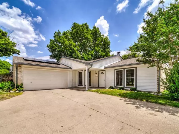 Euless, TX 76039,2602 Underwood Lane