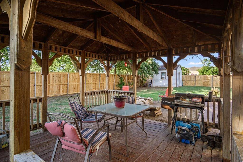 Valley View, TX 76272,301 Spring Creek