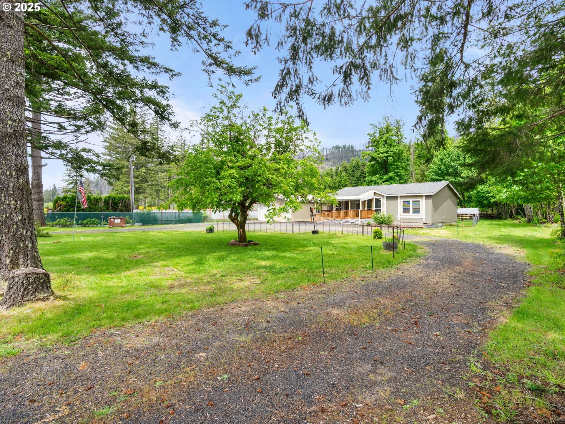 Lyons, OR 97358,33635 North Fork RD SE