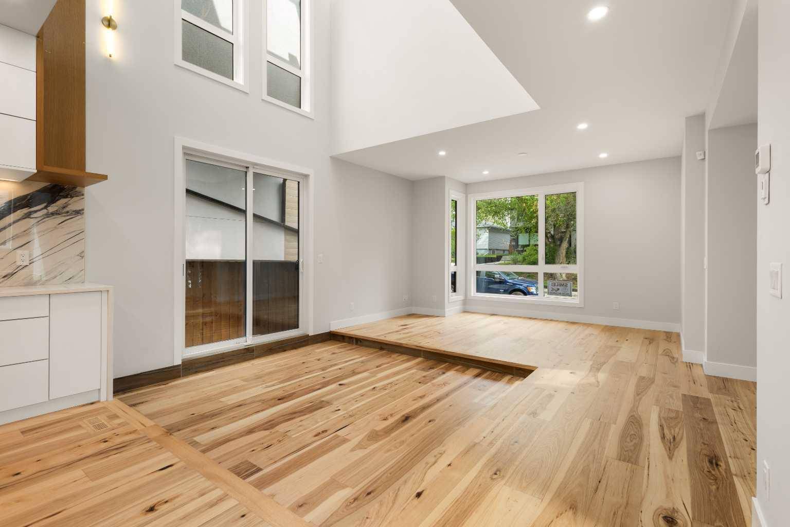 Calgary, AB T2M 1V5,1725 23 AVE NW