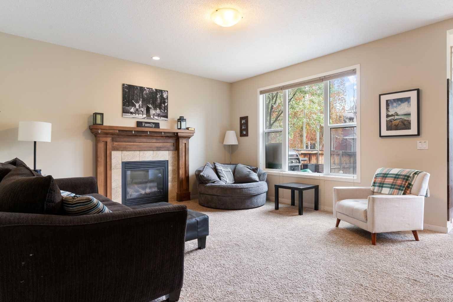 Calgary, AB T3M0N2,77 Auburn Glen Common SE