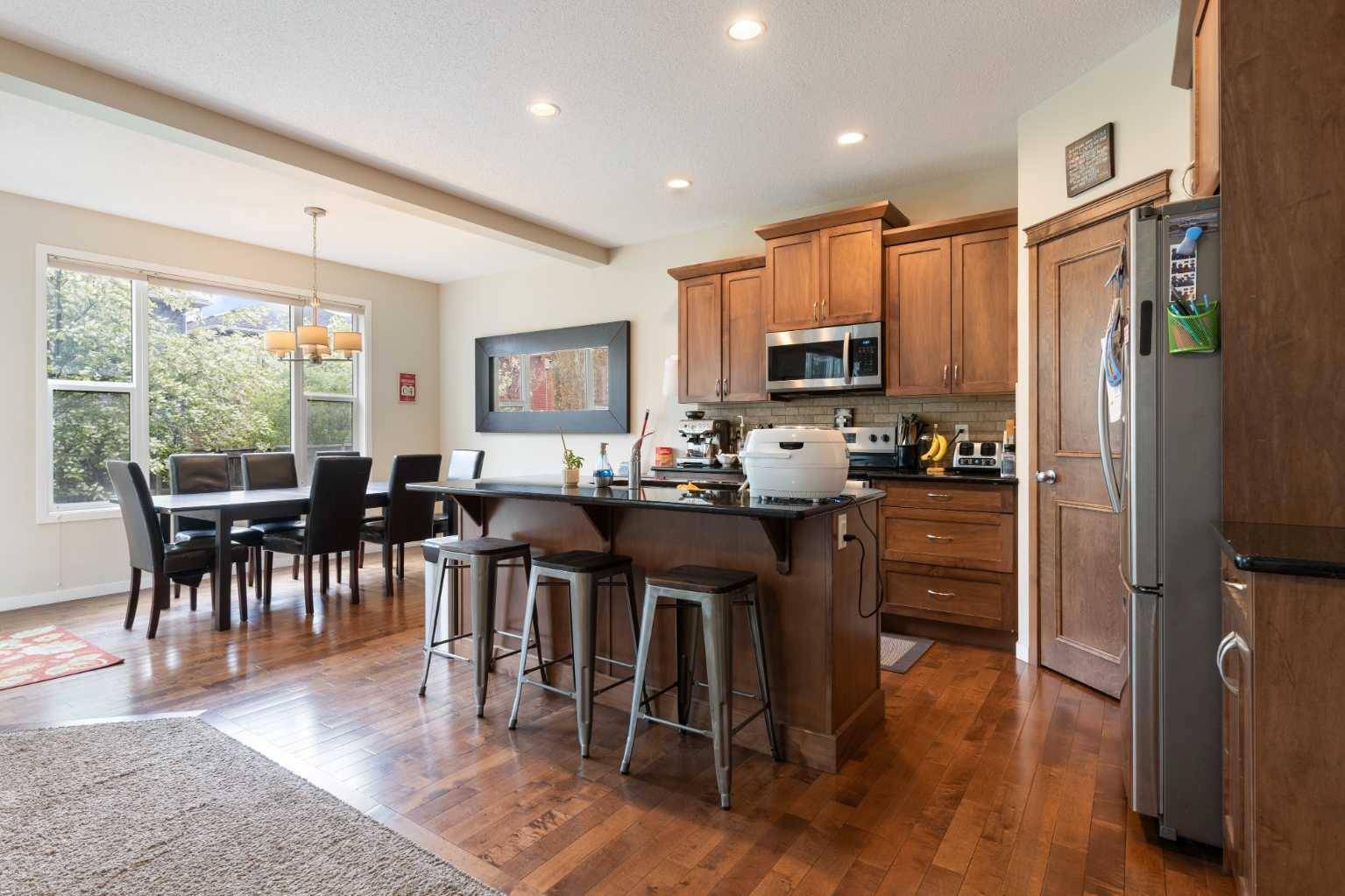Calgary, AB T3M0N2,77 Auburn Glen Common SE