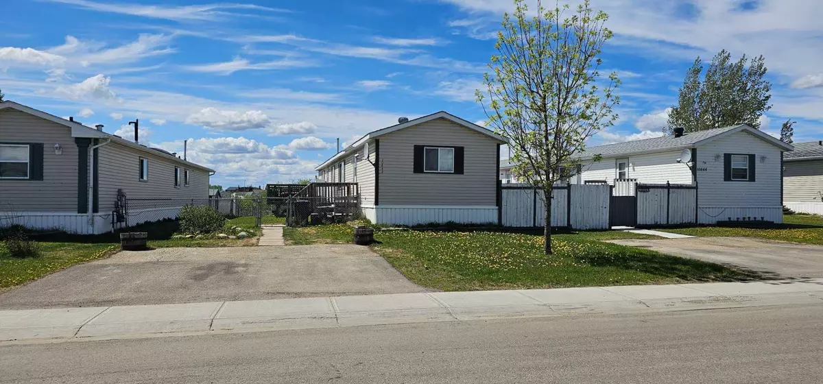 Clairmont, AB T0H 3C0,10842 96 ST