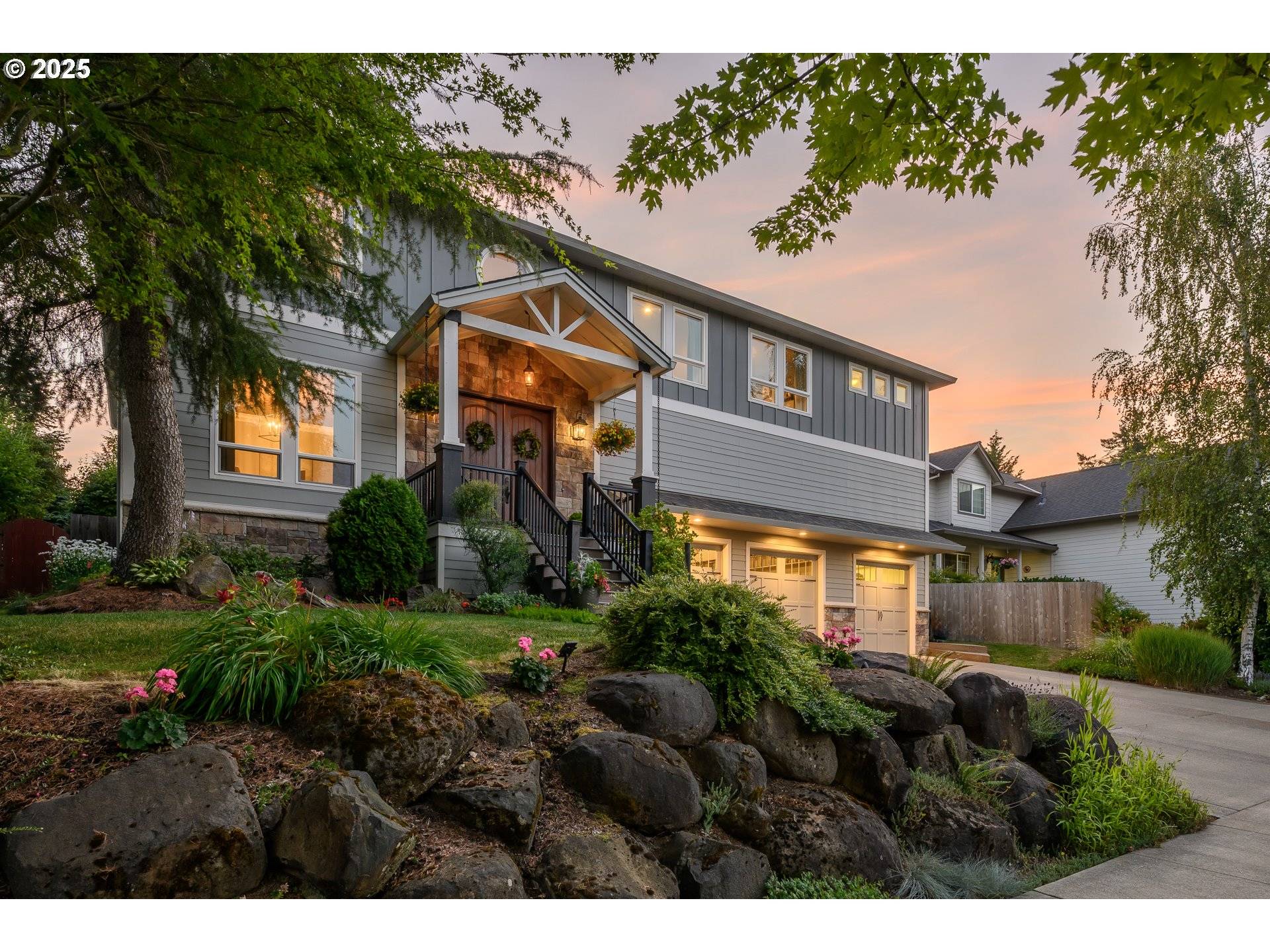 Mc Minnville, OR 97128,197 SW HOWARD DR