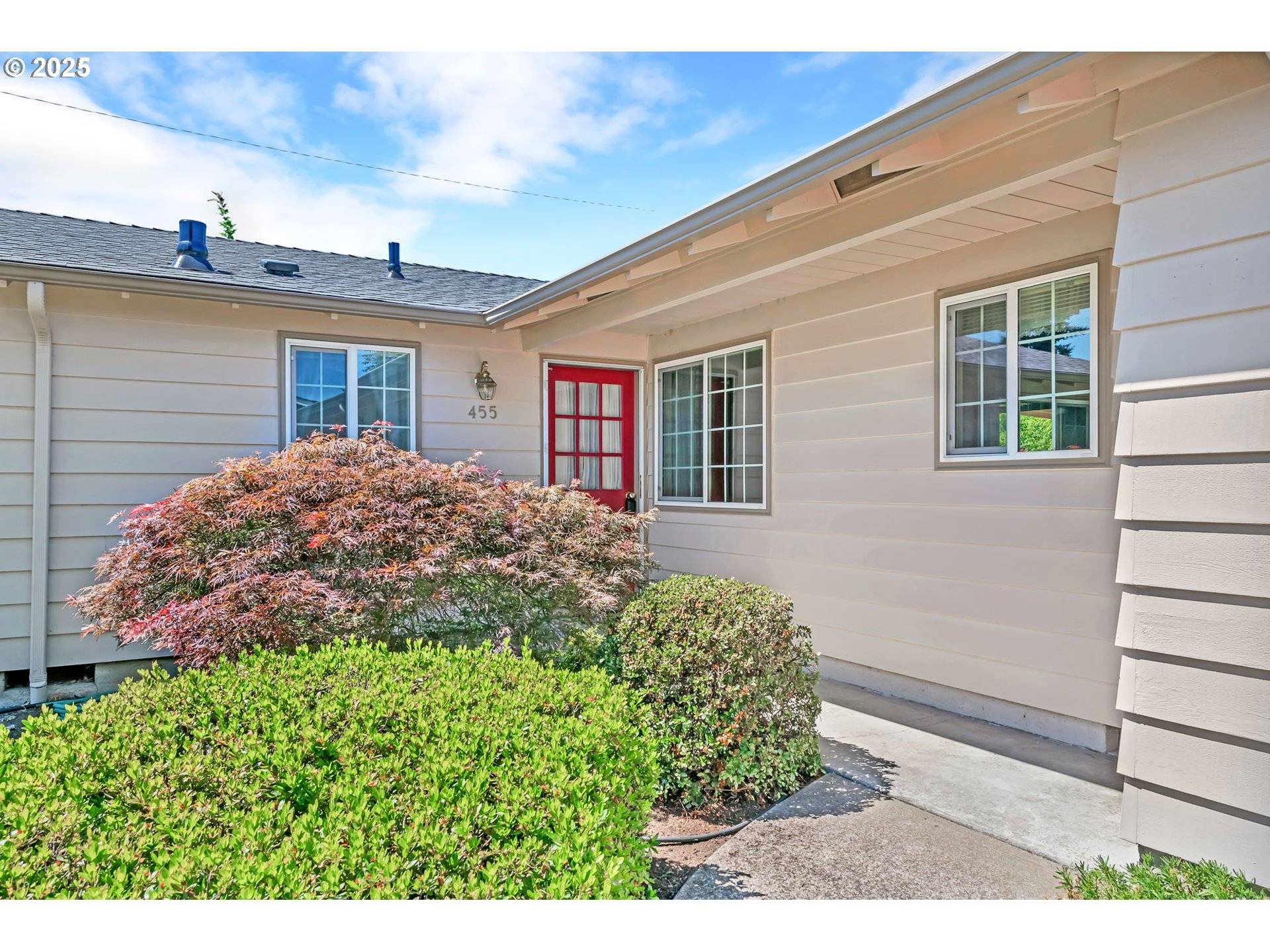 Eugene, OR 97404,455 DURHAM AVE