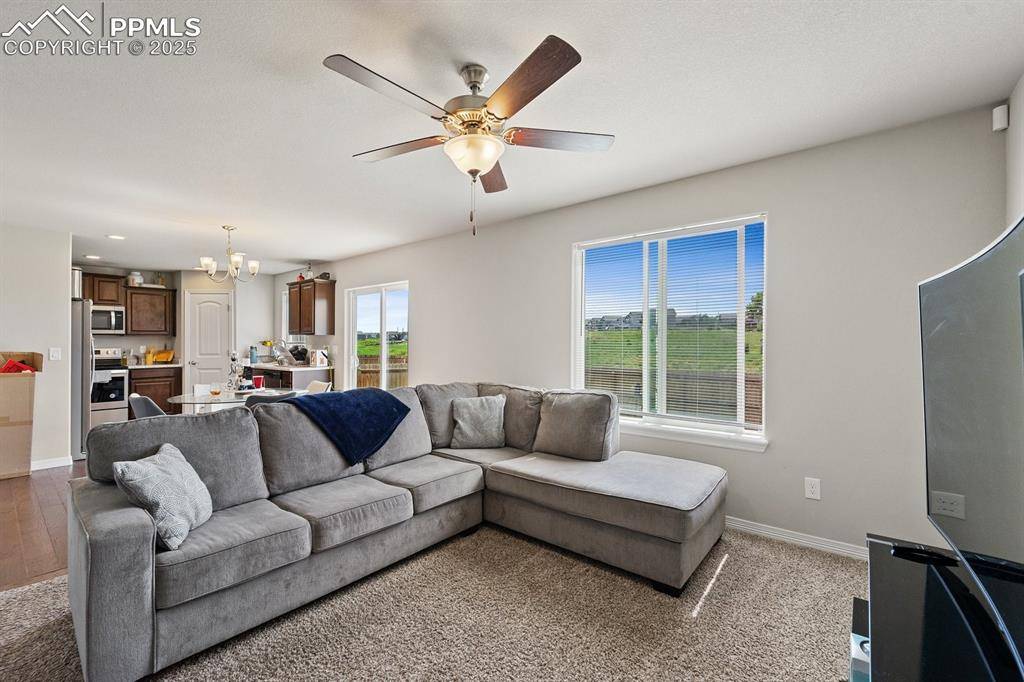 Colorado Springs, CO 80925,6947 Winnicut DR