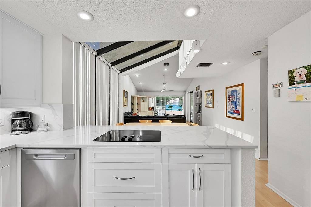 Coral Springs, FL 33071,11008 NW 3rd St