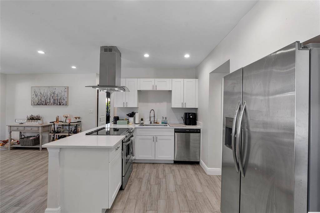 342 SW 22nd St, Fort Lauderdale, FL 33315