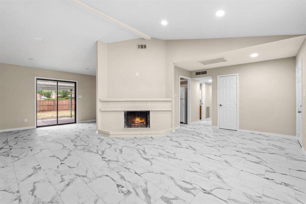 Garland, TX 75042,901 Bois D Arc Court