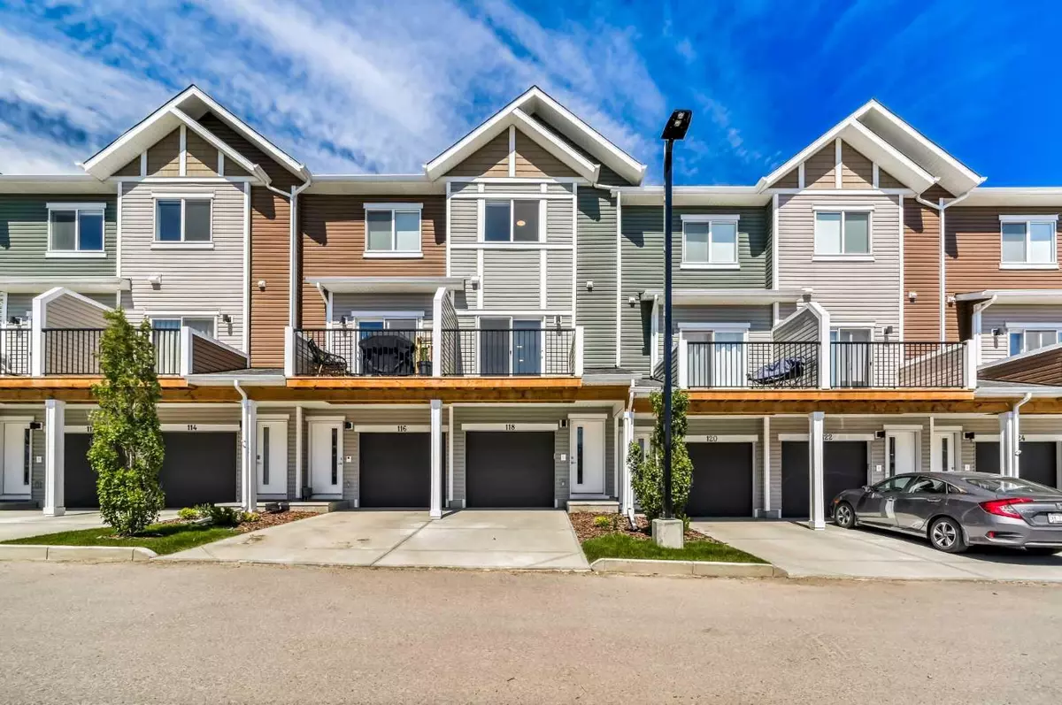 Calgary, AB T3L 0G1,118 Tuscany Summit SQ NW