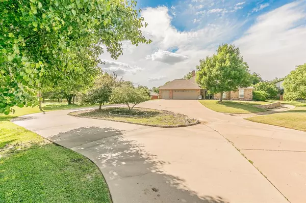 3706 Fairway Drive,  Granbury,  TX 76049