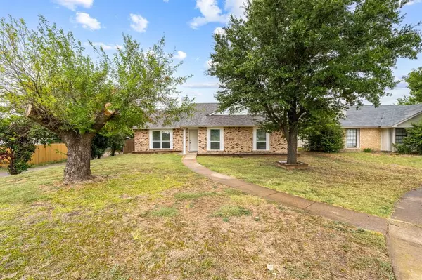 Garland, TX 75042,901 Bois D Arc Court